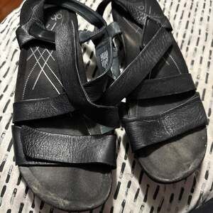 ABEO Black Leather Strappy Sandals, Chunky Heel - Size 8